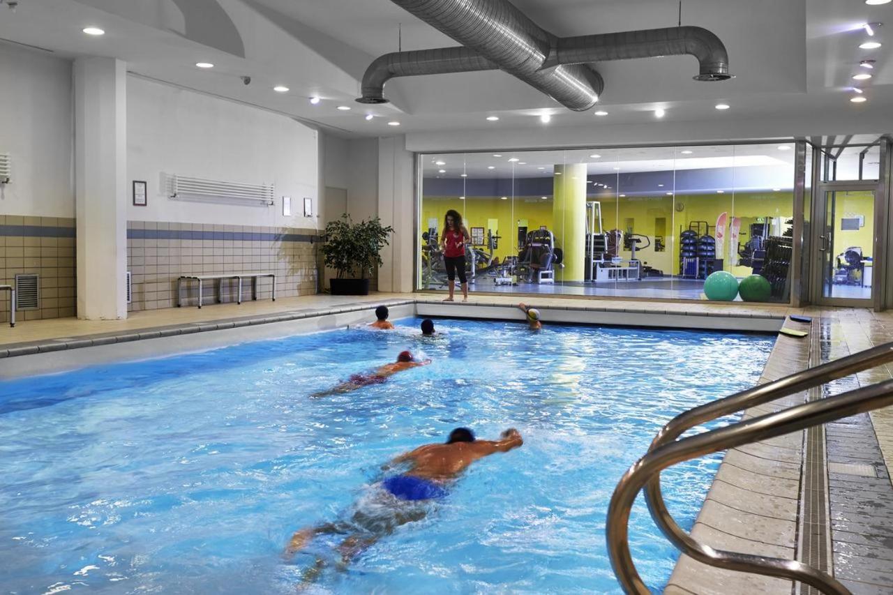 Teleo Vacanze - Villaggio Olimpico Di 塞斯特雷 外观 照片